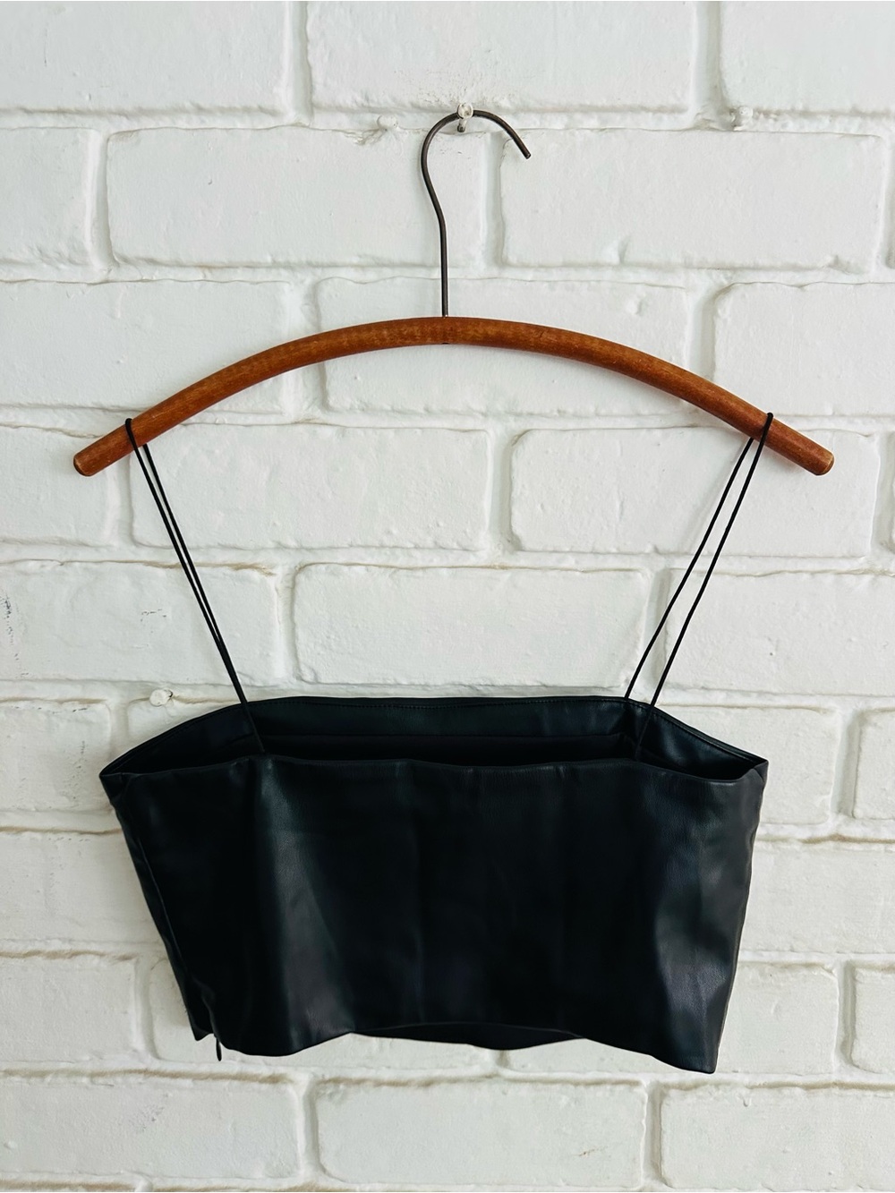 Zara Black Faux-Leather Spaghetti Strap Crop Top Size S - Picture 2 of 5